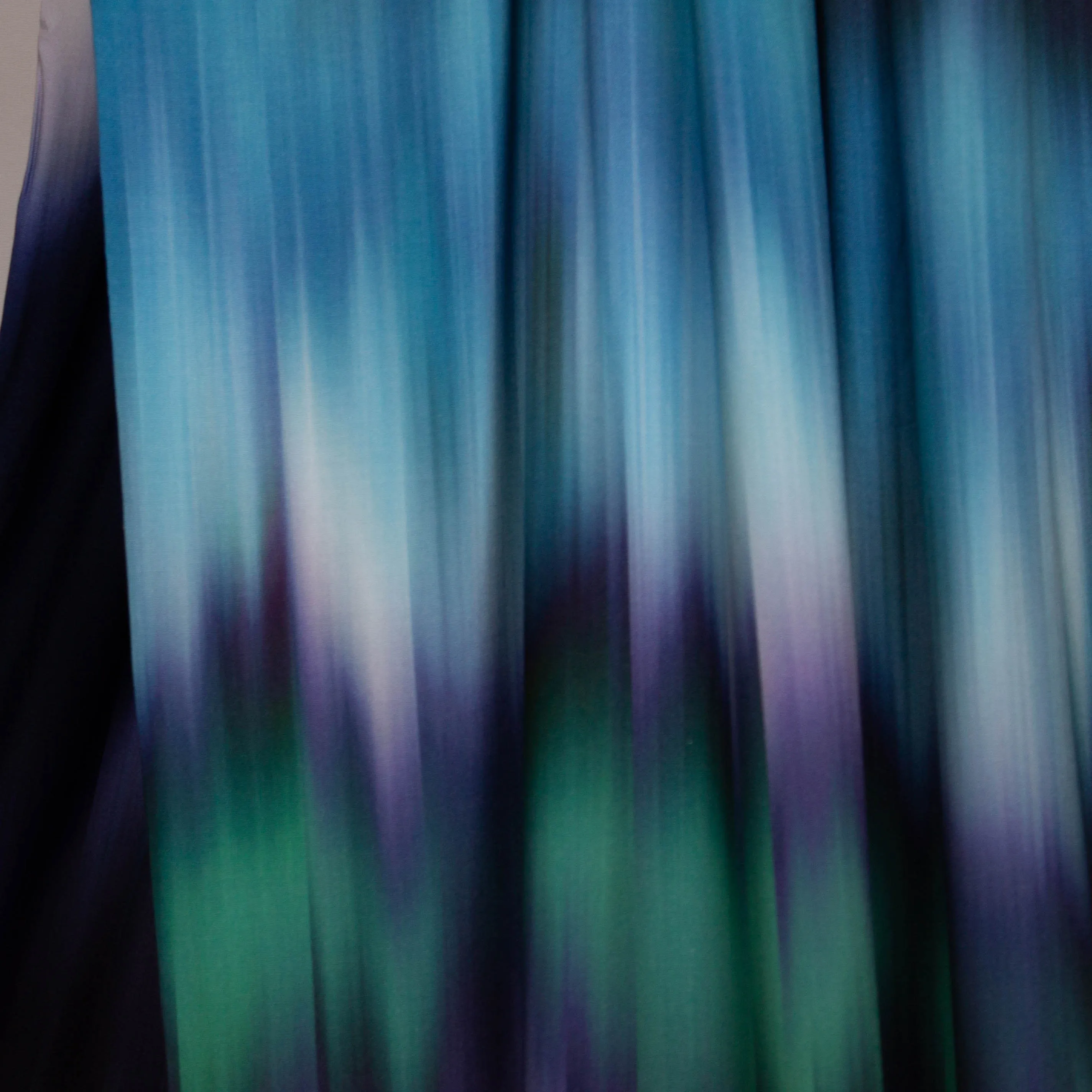 Viscose met blauw groene waterval effect - Knipmode